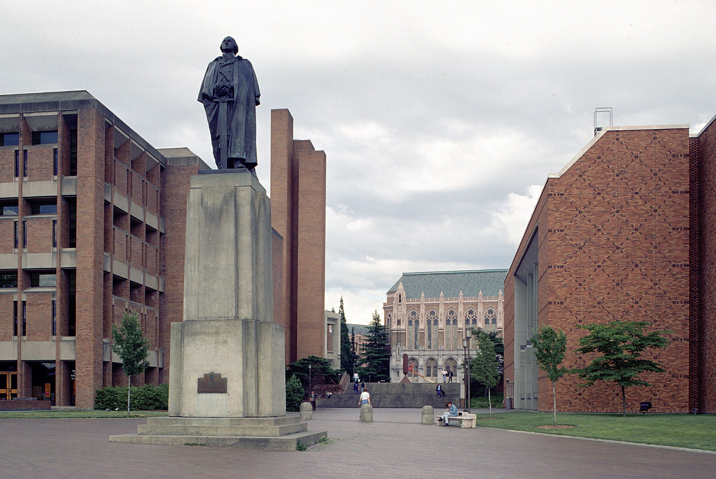 Washington Statue on Red Square